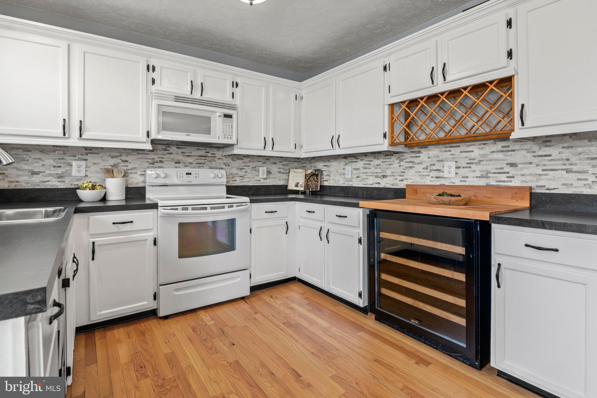 STONEHEDGE - Residential