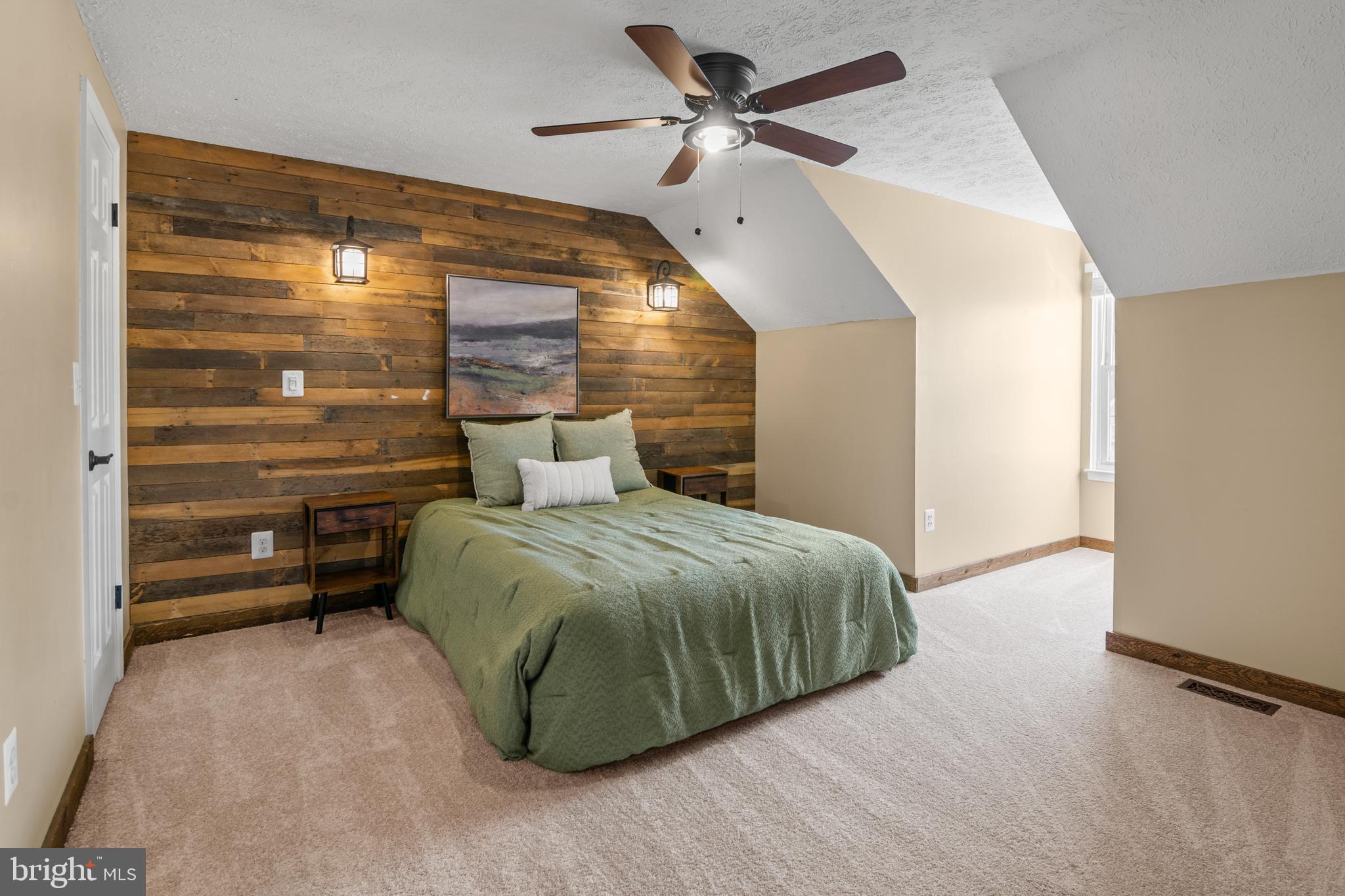 STONEHEDGE - Residential