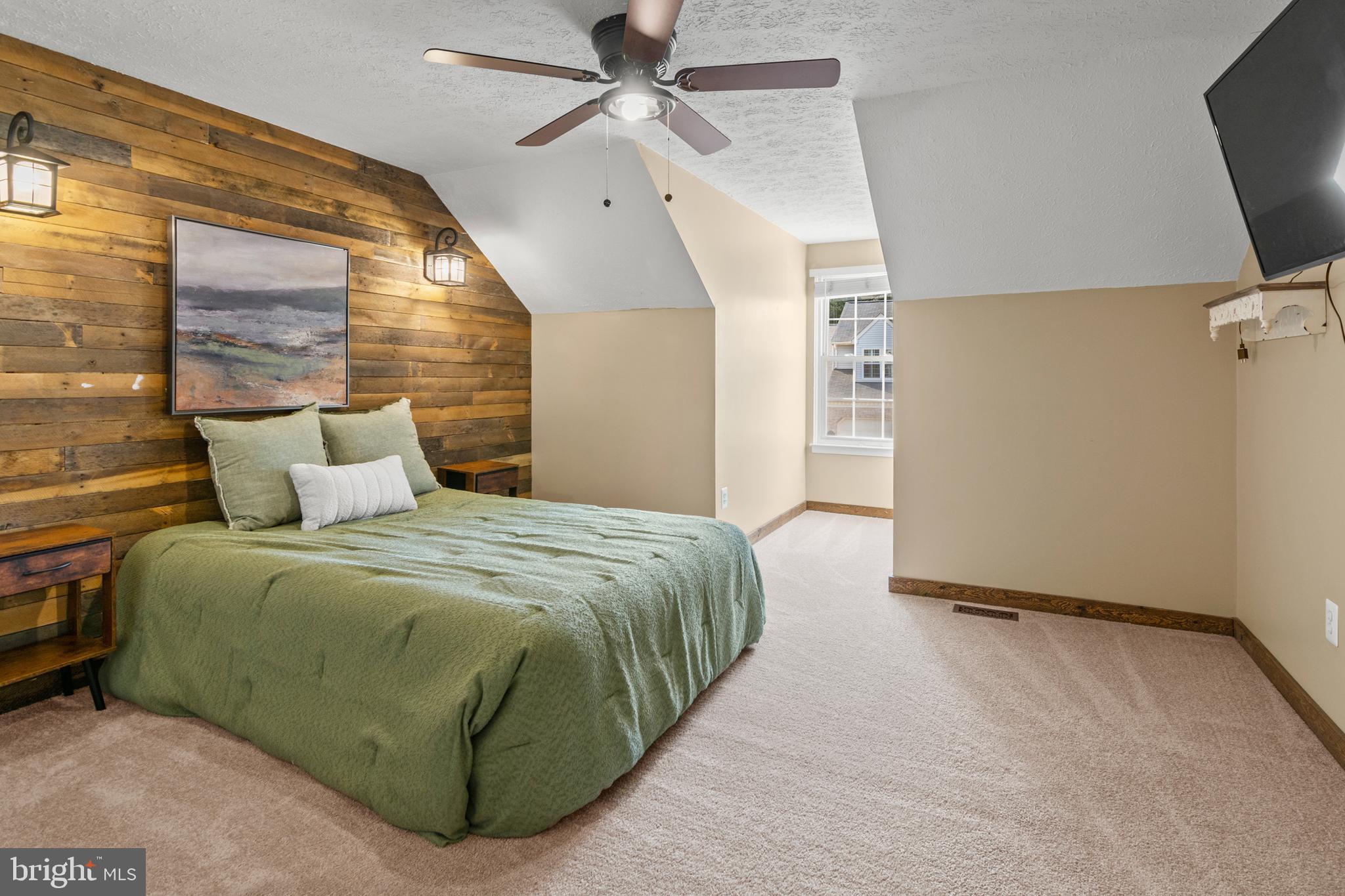 STONEHEDGE - Residential