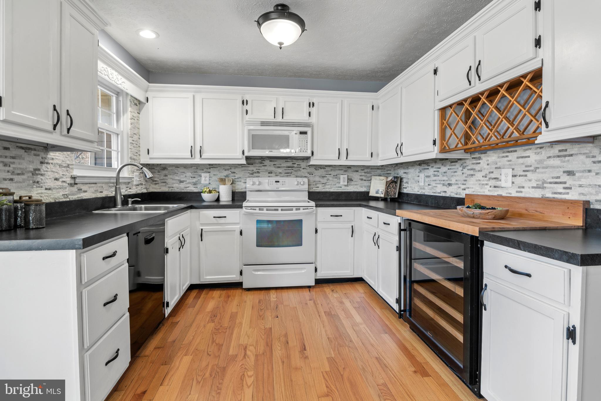 STONEHEDGE - Residential