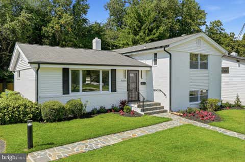 Photo of 9831 Singleton Drive, BETHESDA, MD 20817 (MLS # MDMC2249416)