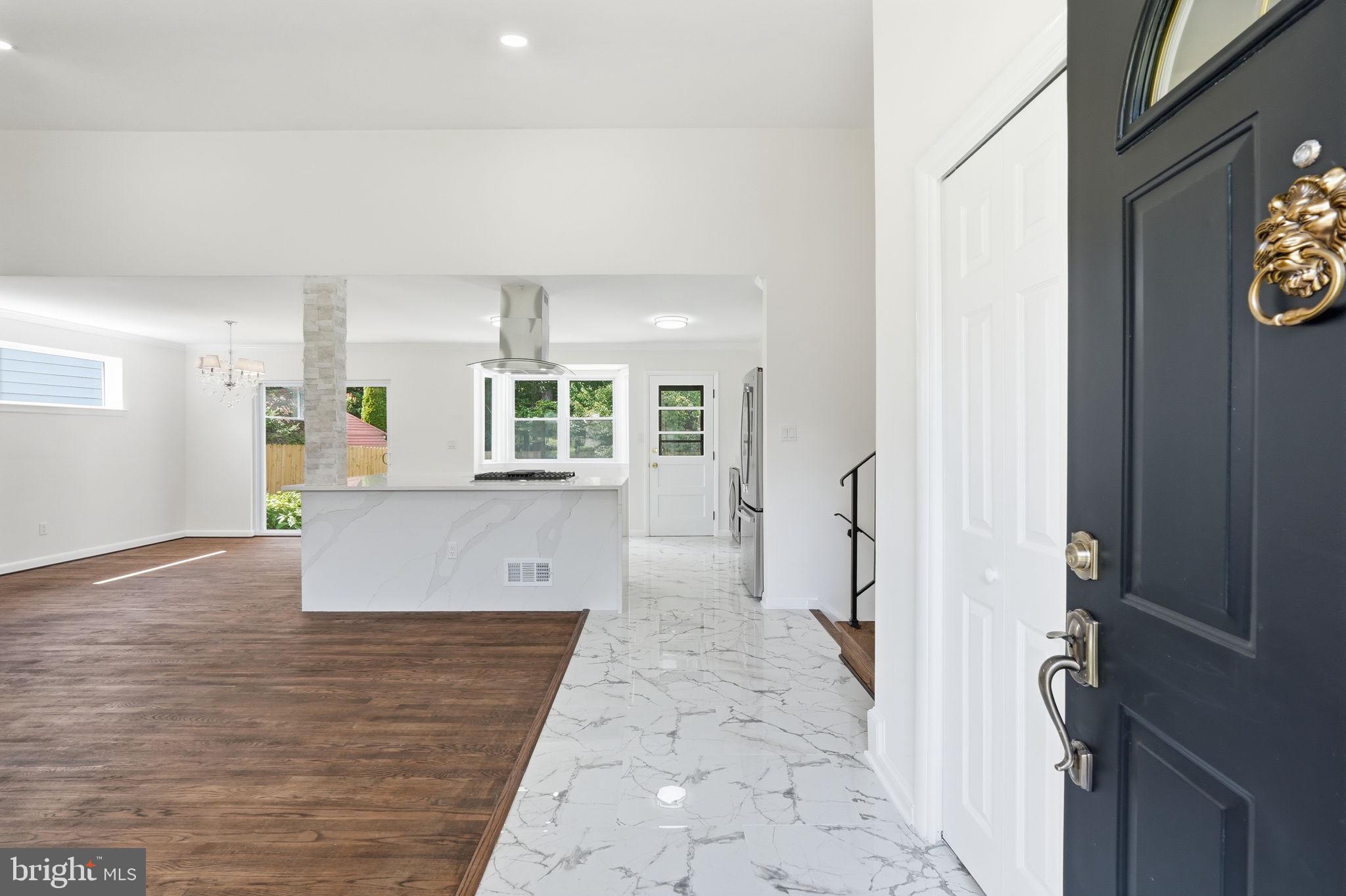 9831 SINGLETON DRIVE