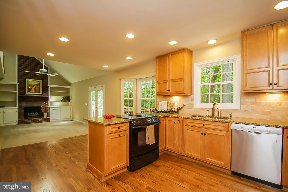 VISTA WOODS - Residential