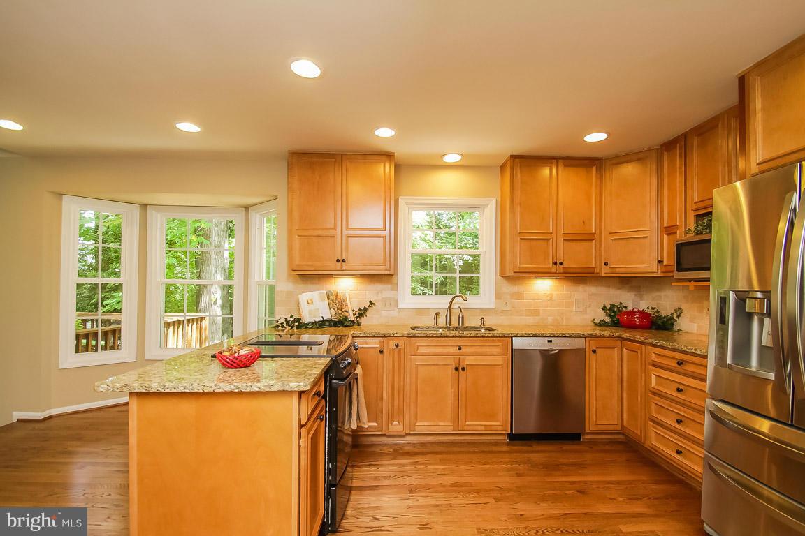 VISTA WOODS - Residential