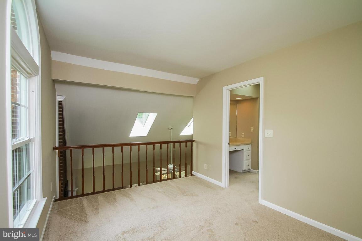 VISTA WOODS - Residential