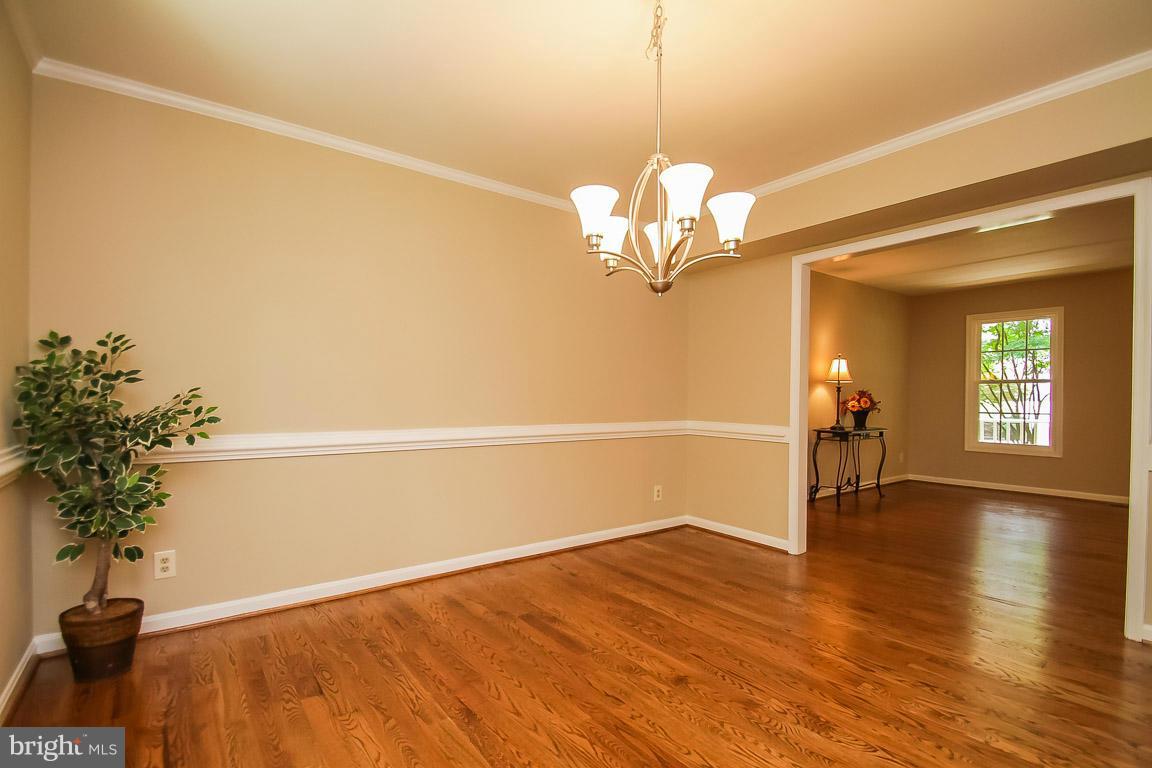 VISTA WOODS - Residential