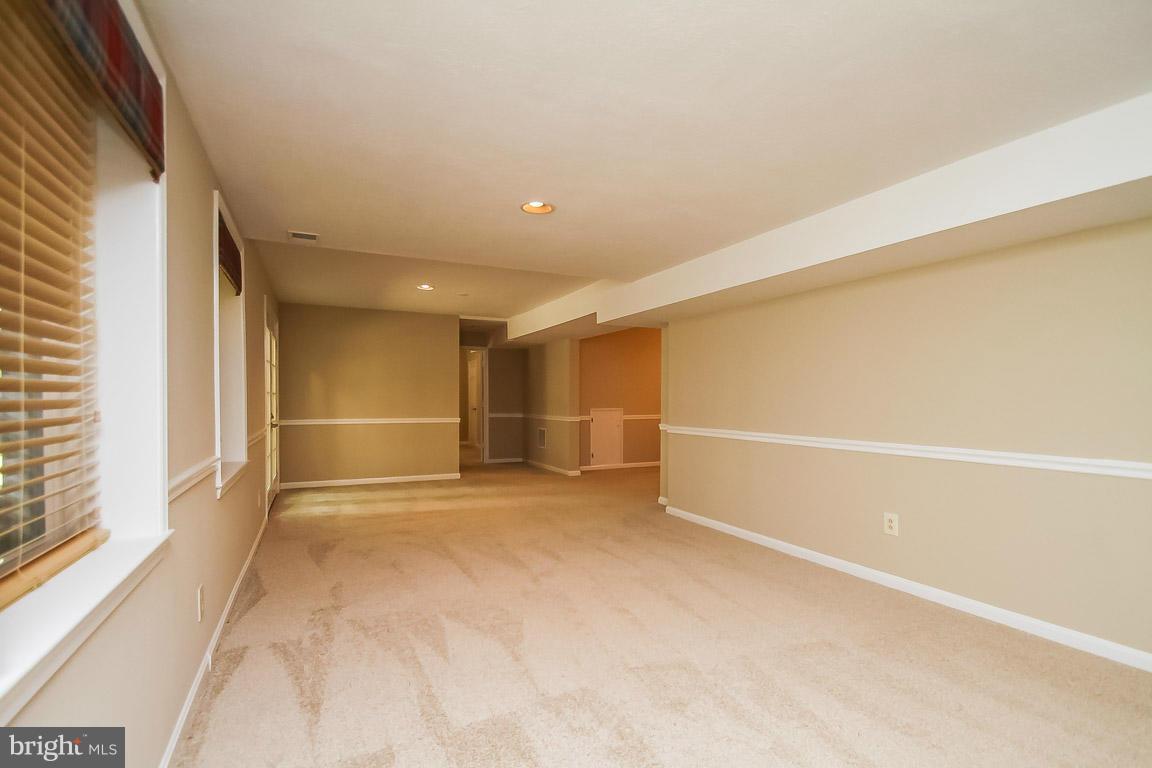 VISTA WOODS - Residential