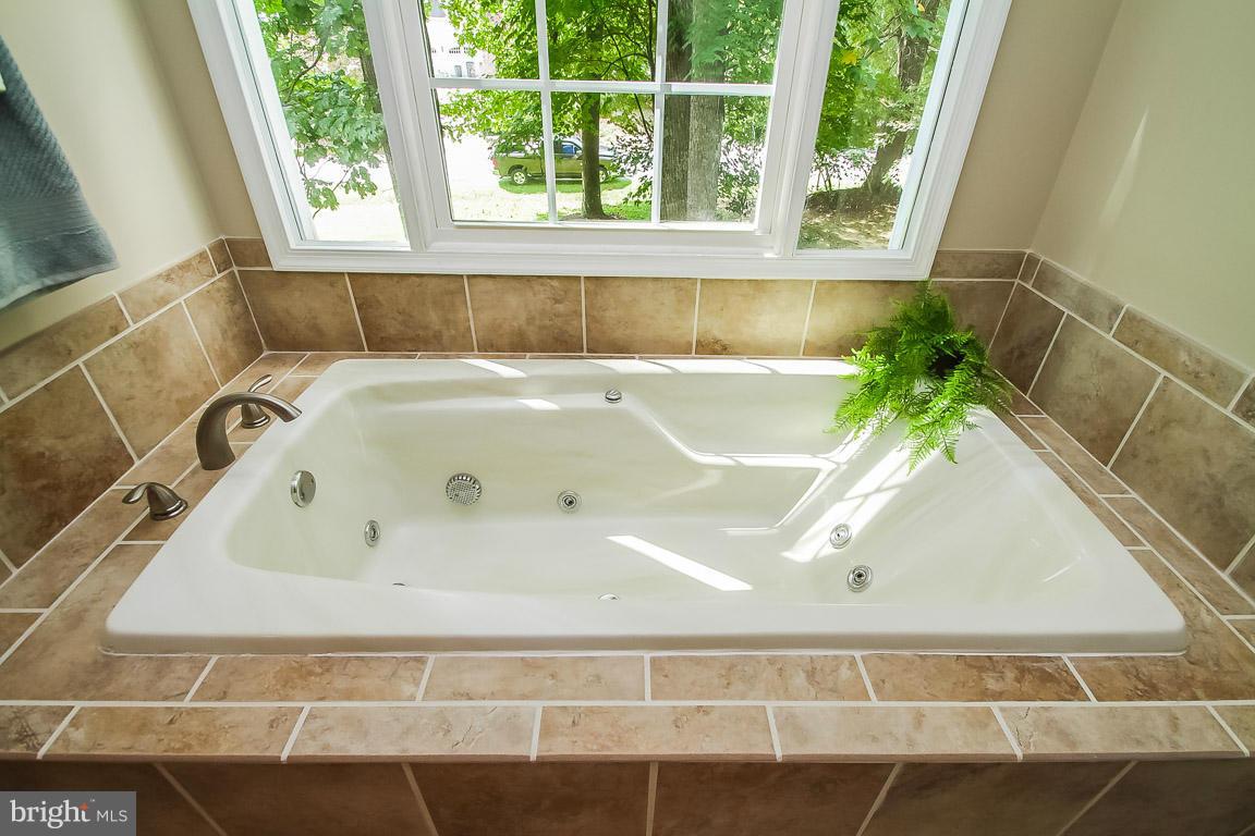 VISTA WOODS - Residential