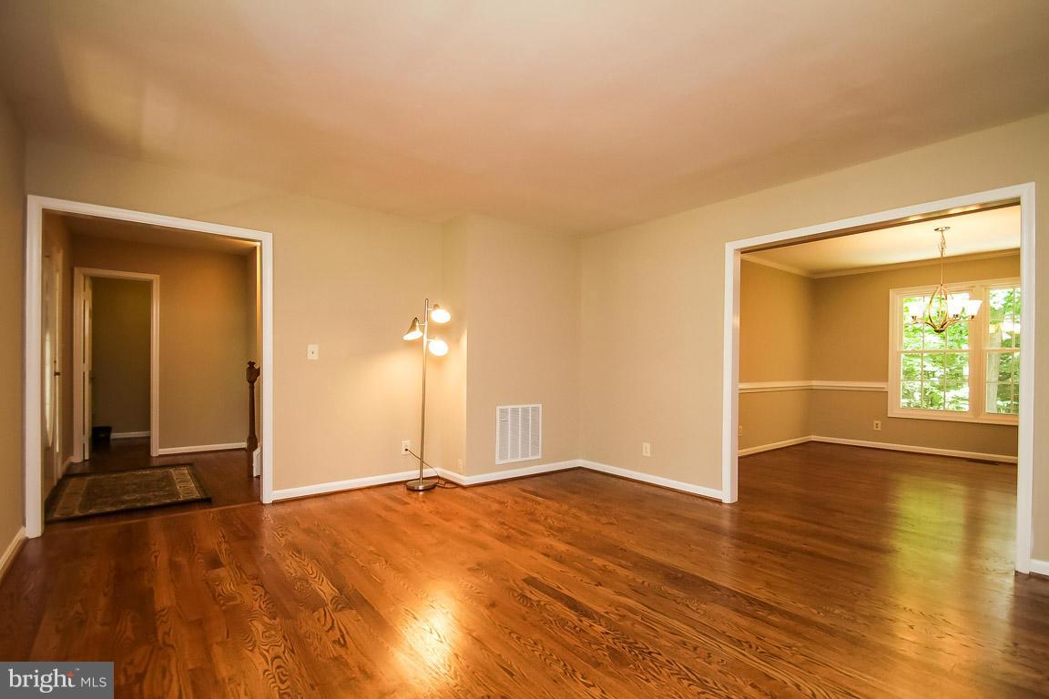 VISTA WOODS - Residential