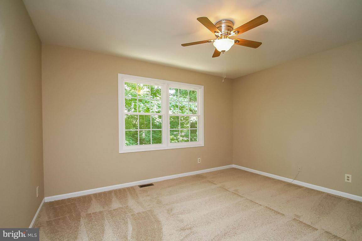 VISTA WOODS - Residential