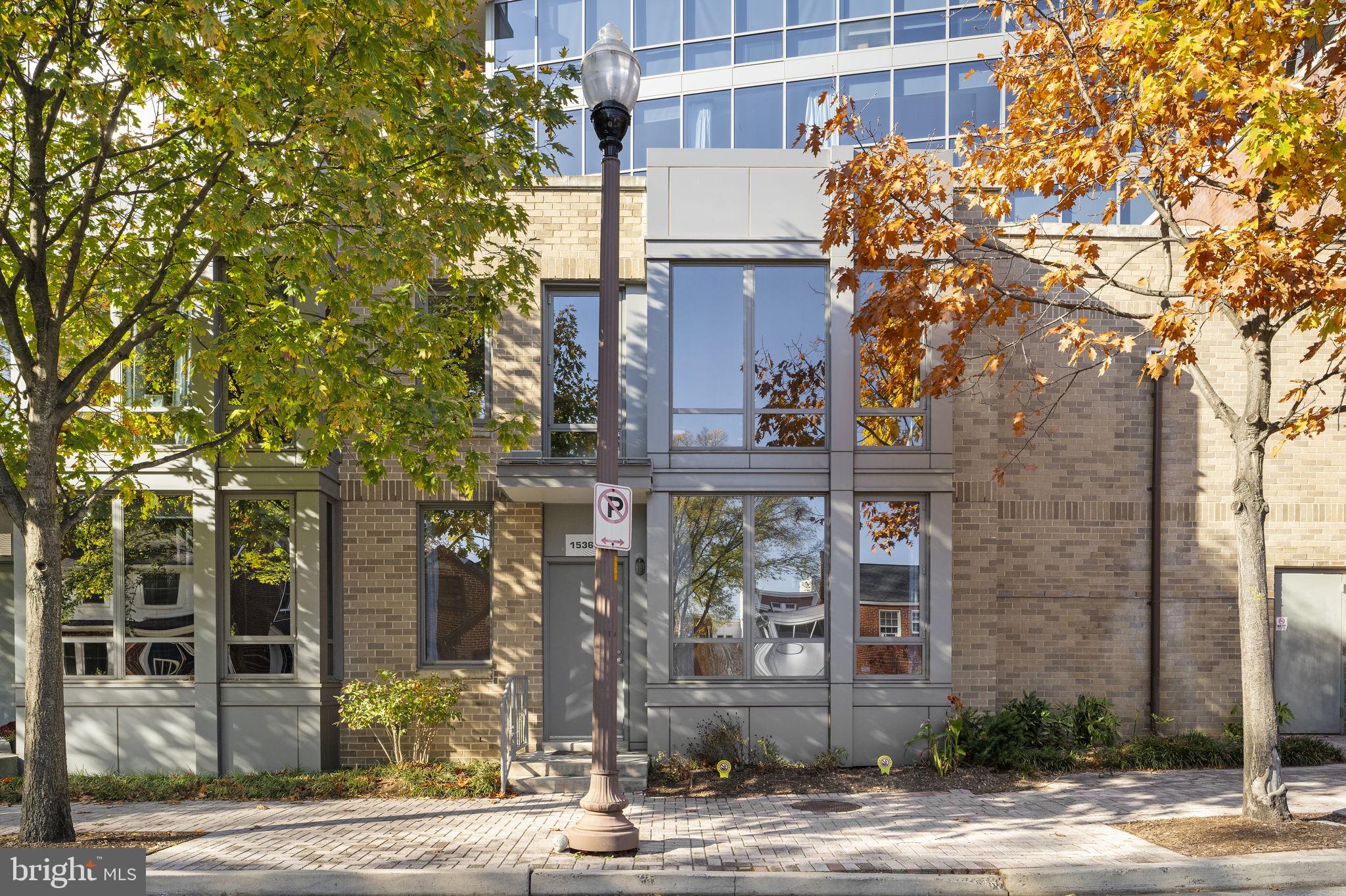 1536 N SCOTT STREET TH-10