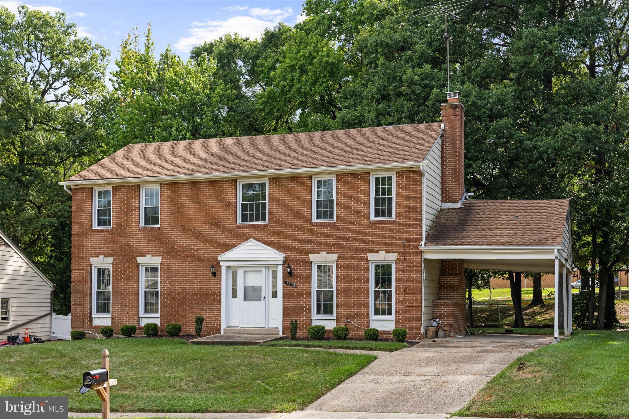 8411 RED WING LANE