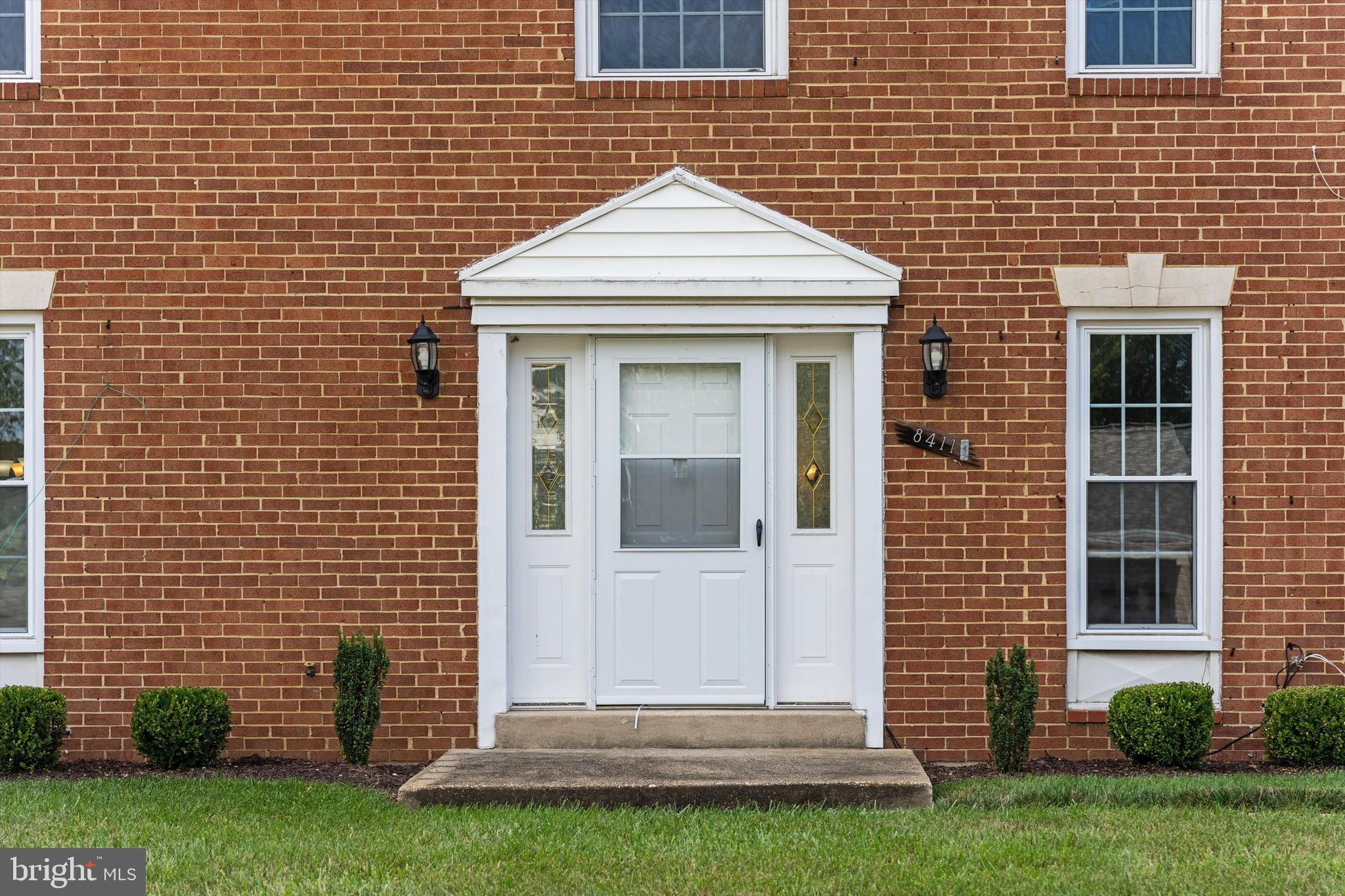 8411 RED WING LANE