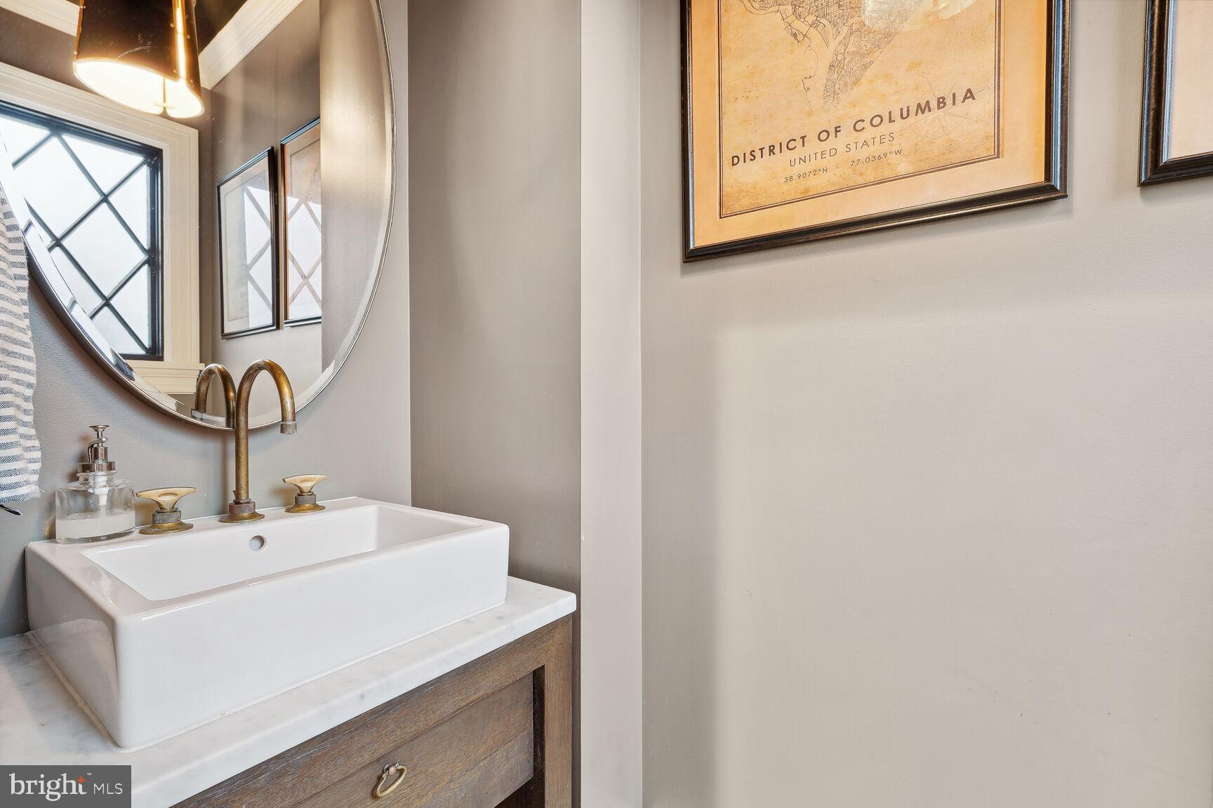 CHEVY CHASE VILLAGE - Residential