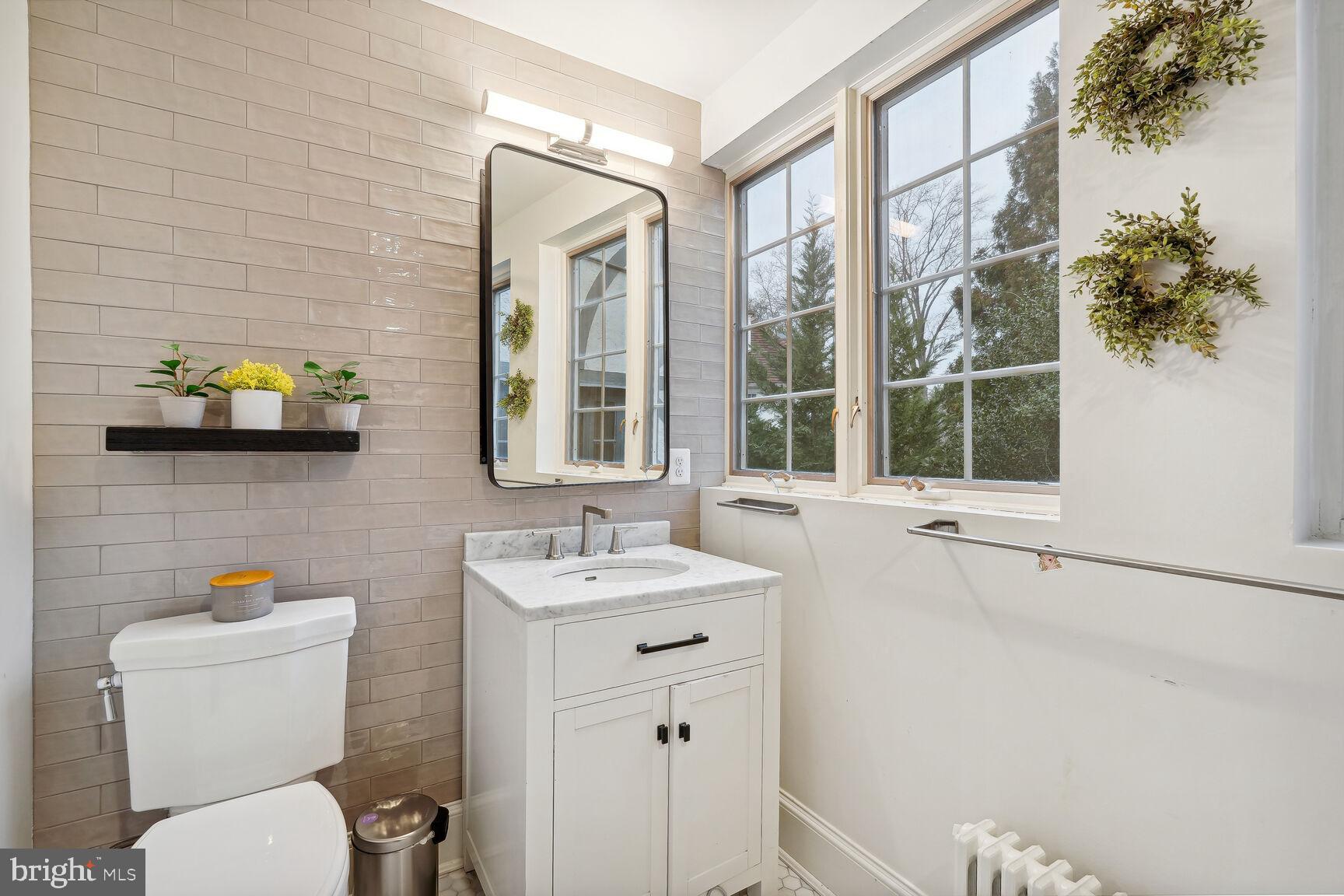 CHEVY CHASE VILLAGE - Residential