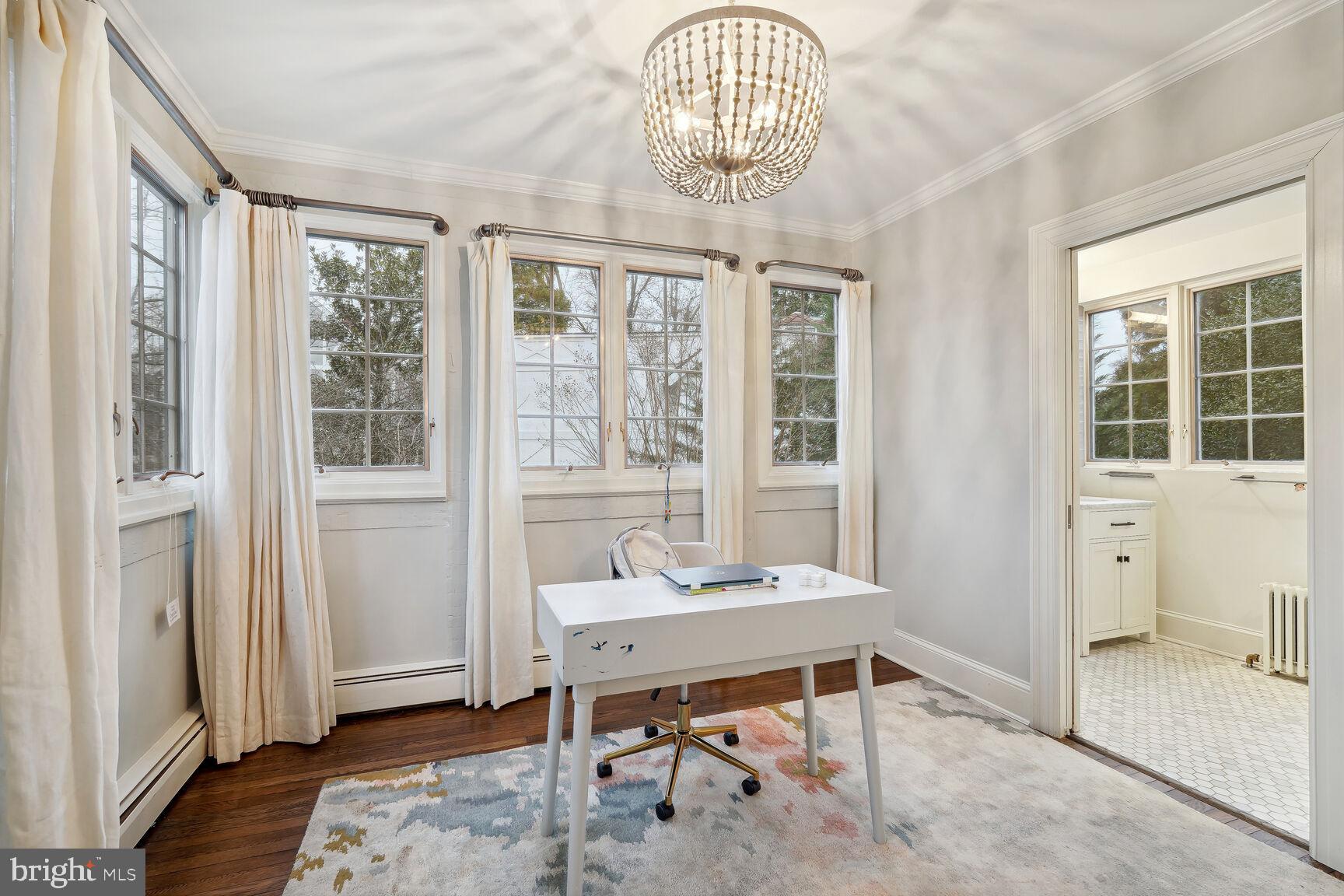 CHEVY CHASE VILLAGE - Residential