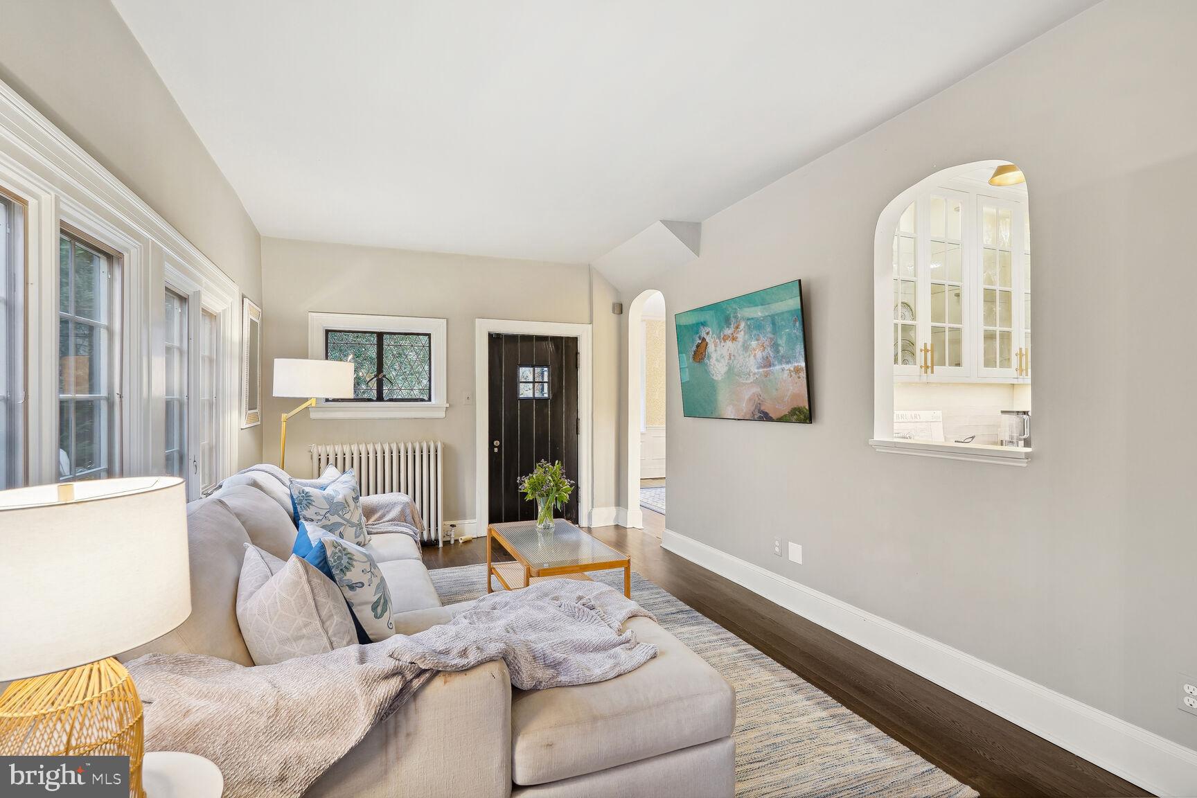 CHEVY CHASE VILLAGE - Residential