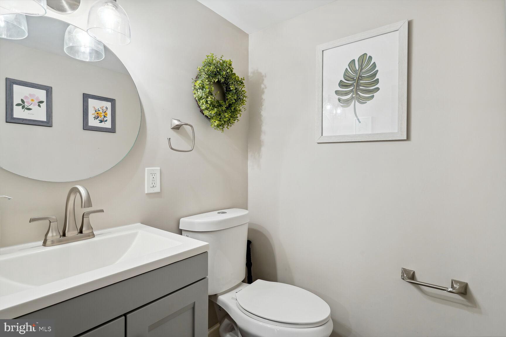 CHEVY CHASE VILLAGE - Residential