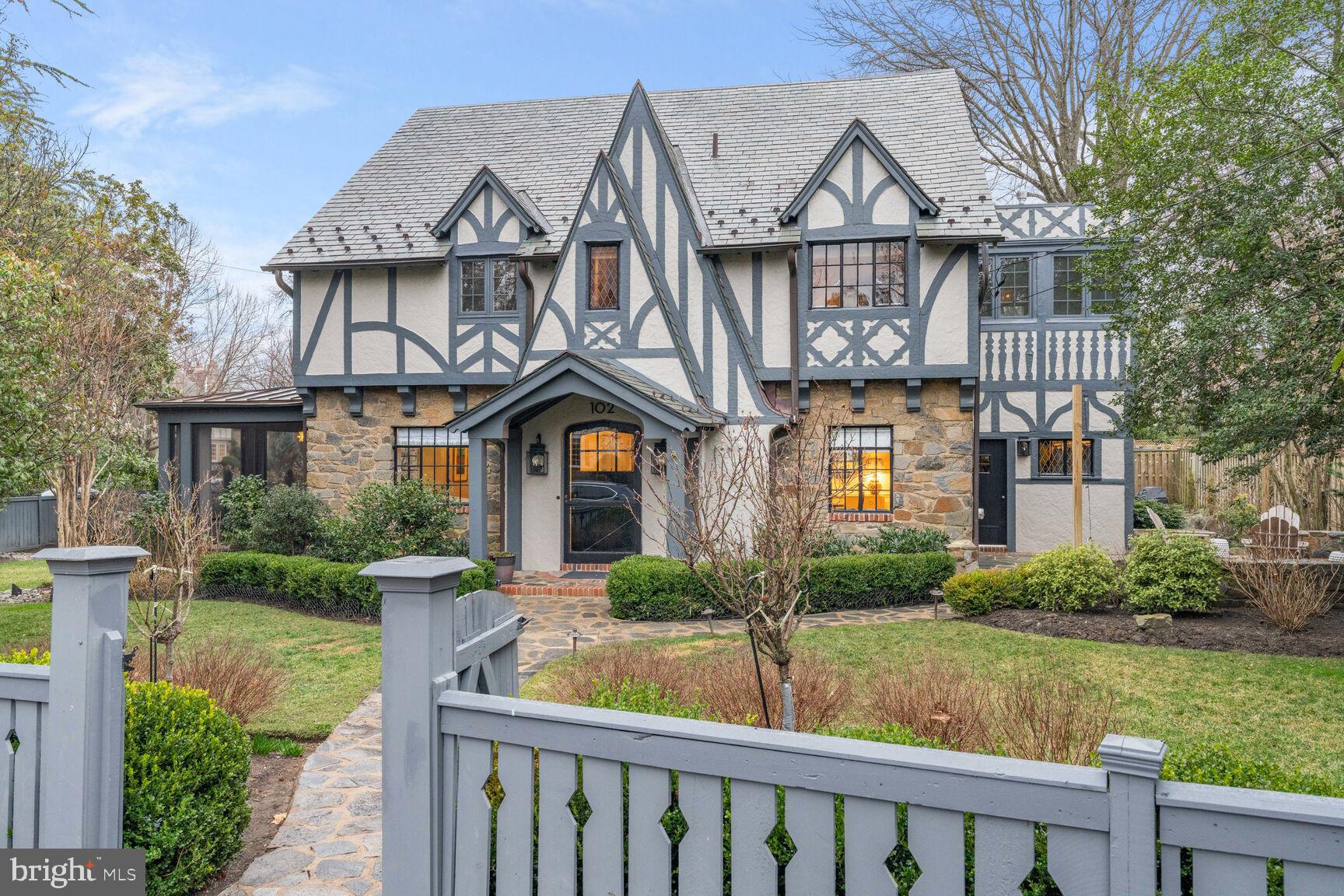 CHEVY CHASE VILLAGE - Residential