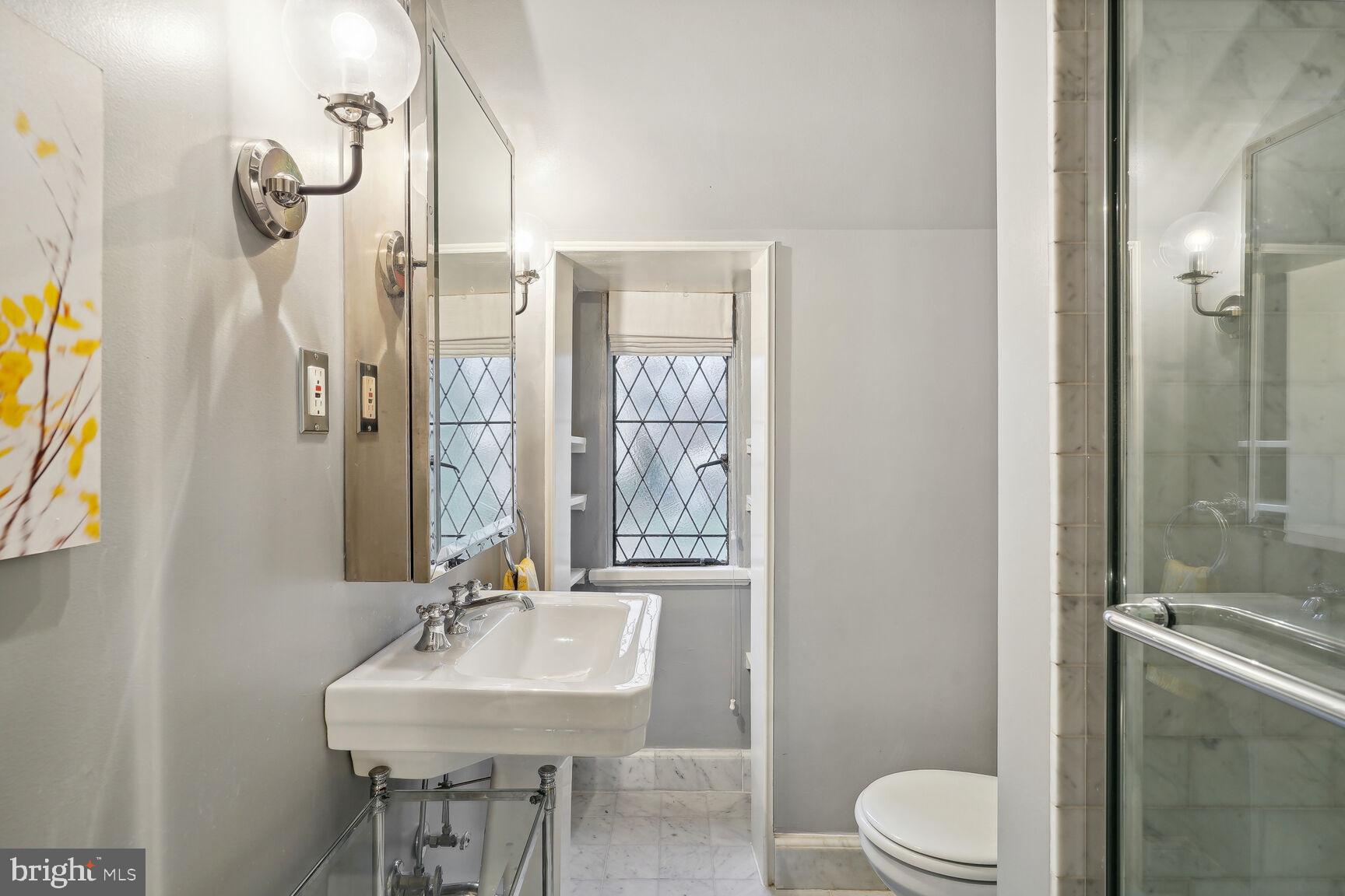 CHEVY CHASE VILLAGE - Residential