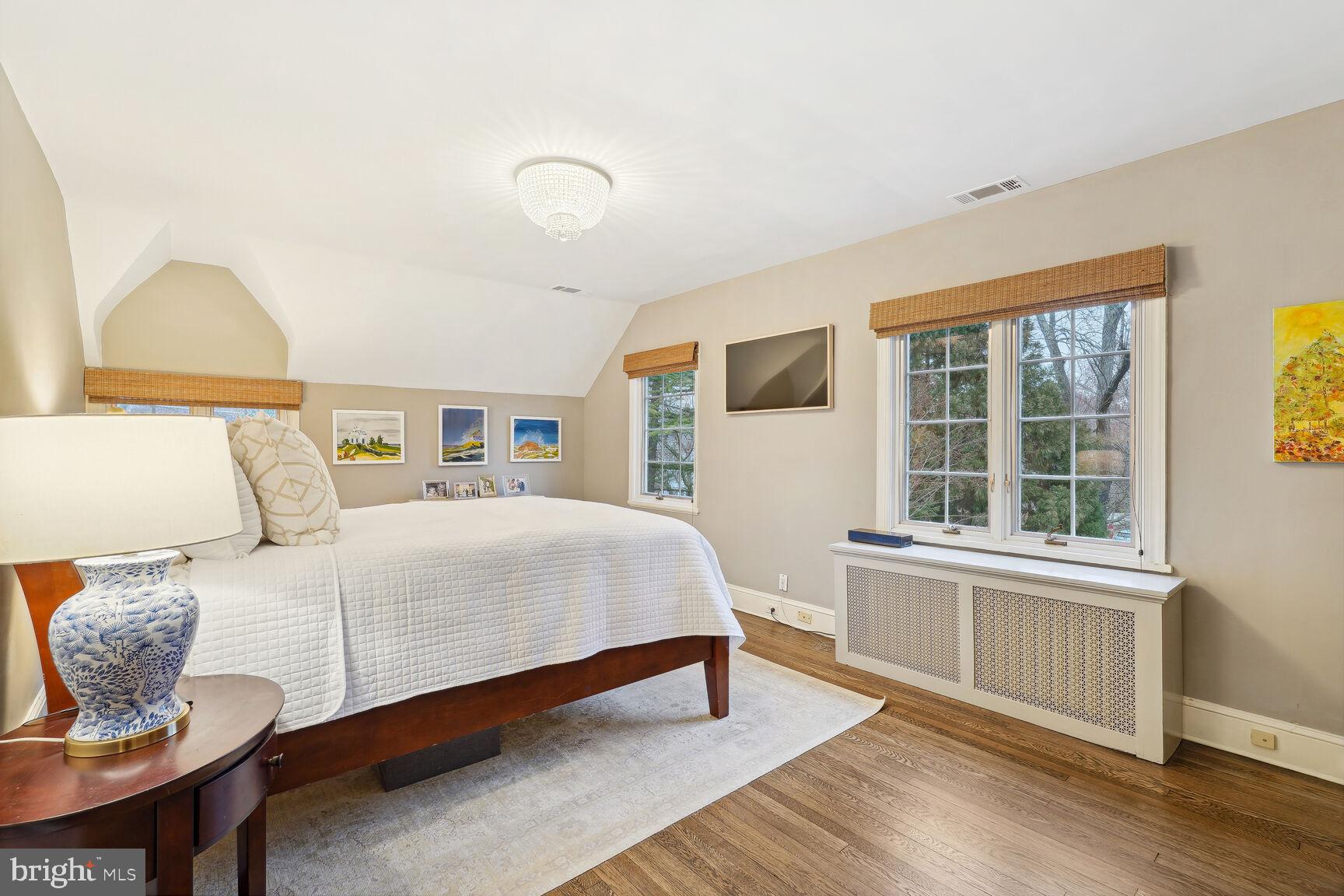 CHEVY CHASE VILLAGE - Residential