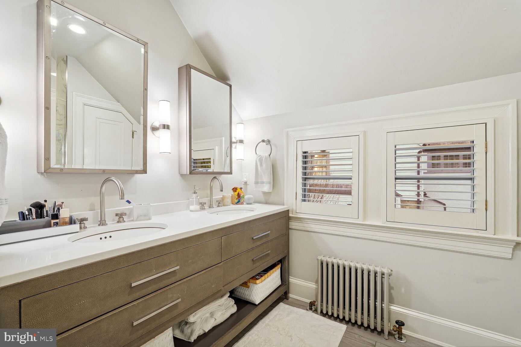 CHEVY CHASE VILLAGE - Residential