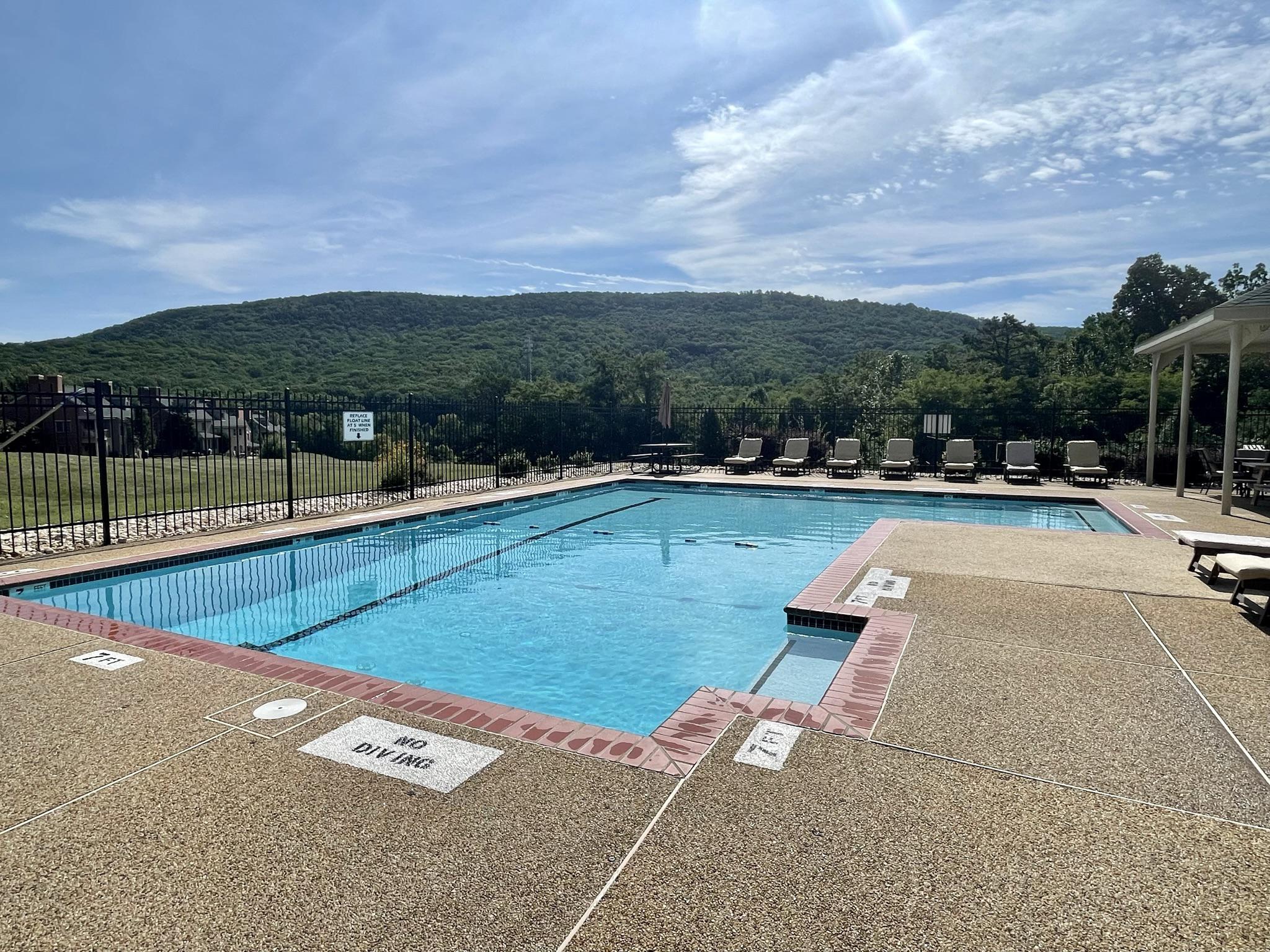 THE INNS AT WHITETAIL - Residential