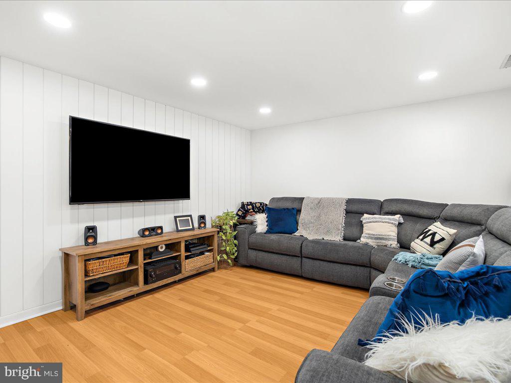 BLOSSOM HILLS - Residential