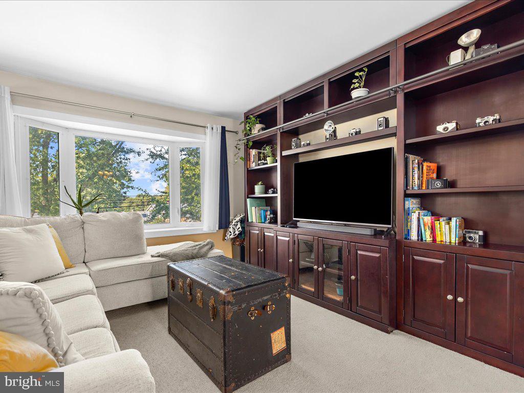 BLOSSOM HILLS - Residential