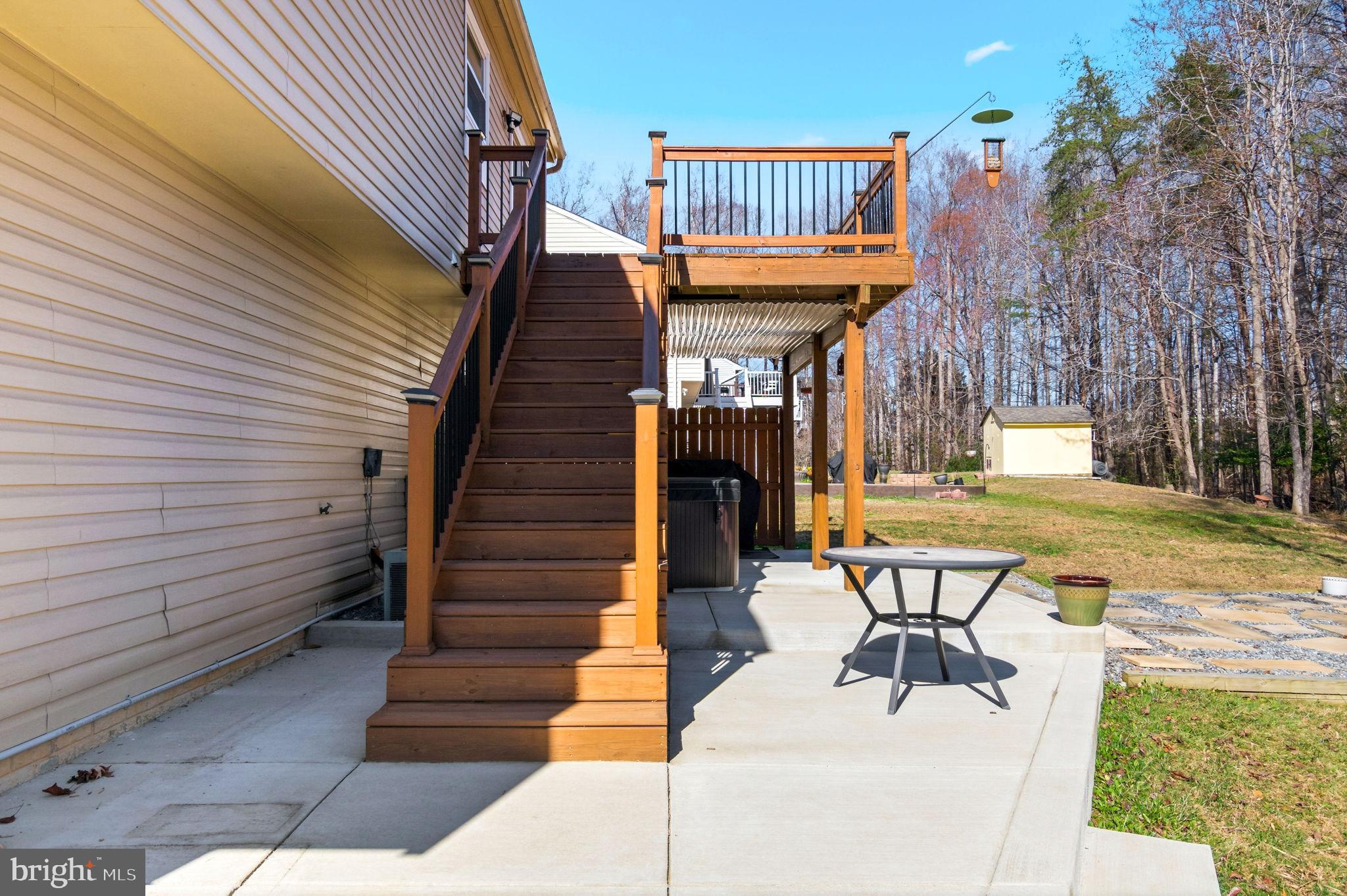 SURRY WOODS - Residential