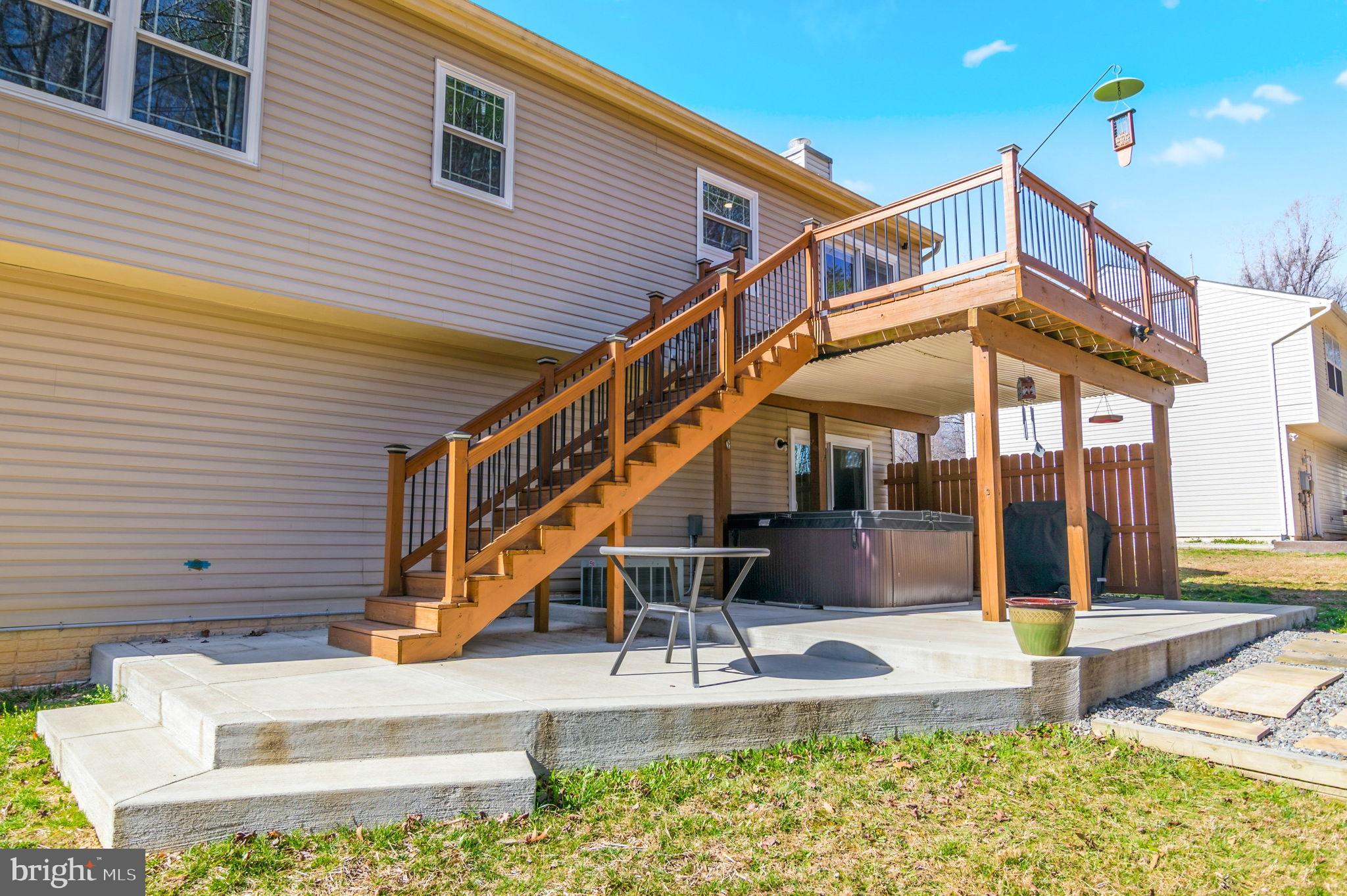 SURRY WOODS - Residential