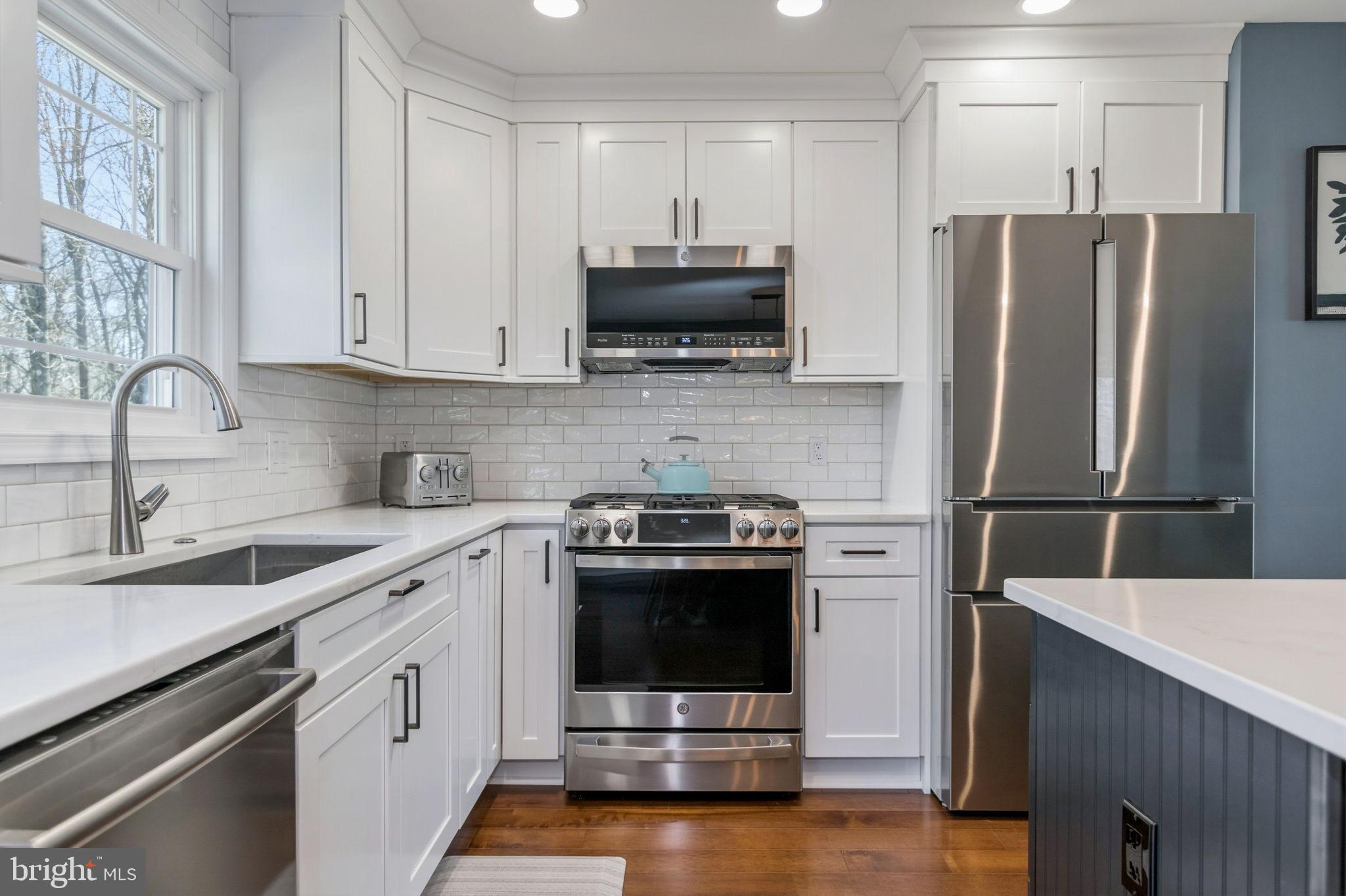 SURRY WOODS - Residential