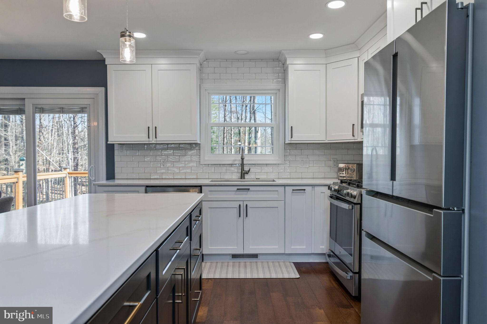 SURRY WOODS - Residential