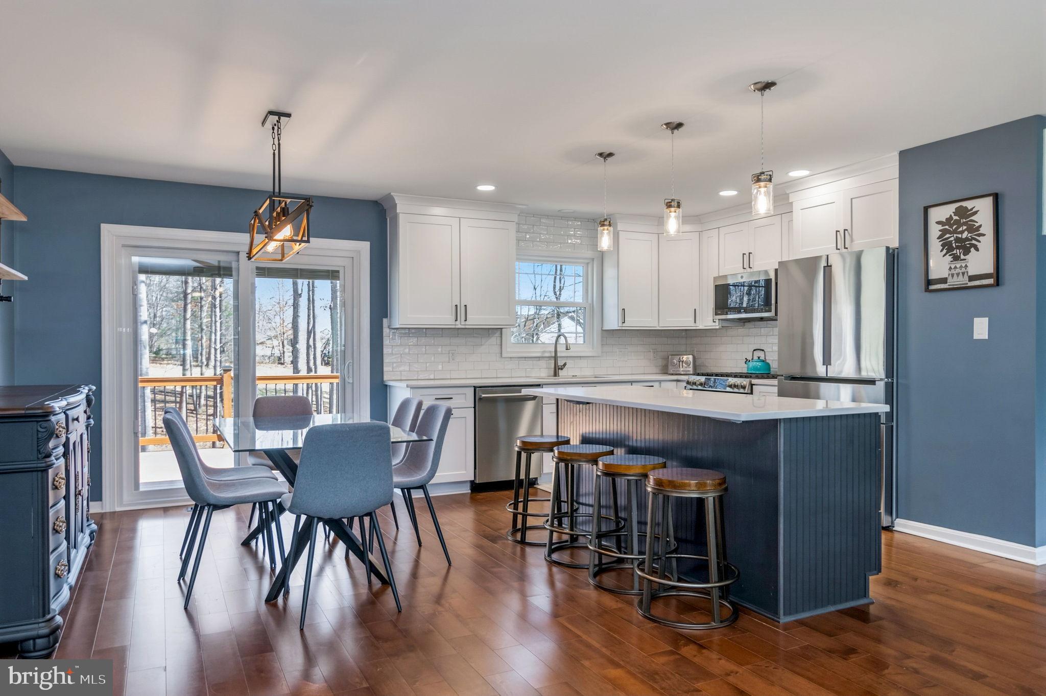 SURRY WOODS - Residential