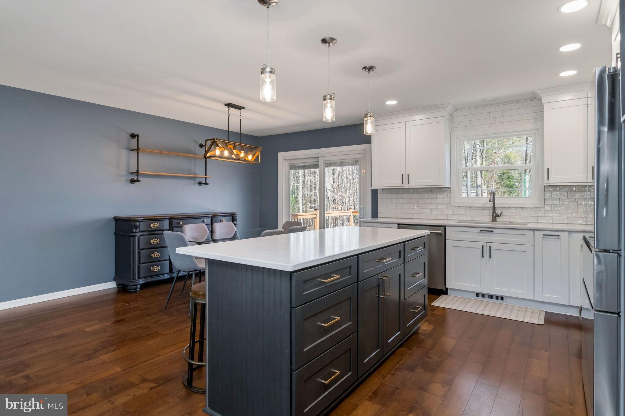 SURRY WOODS - Residential