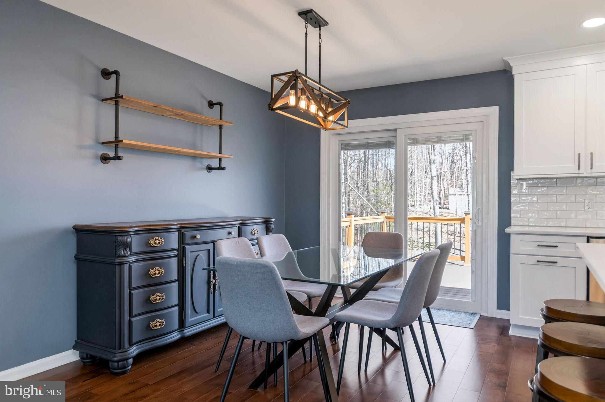 SURRY WOODS - Residential