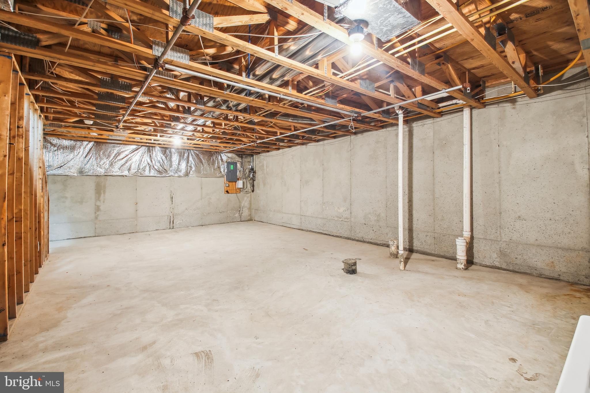 HERITAGE CROSSING - Residential