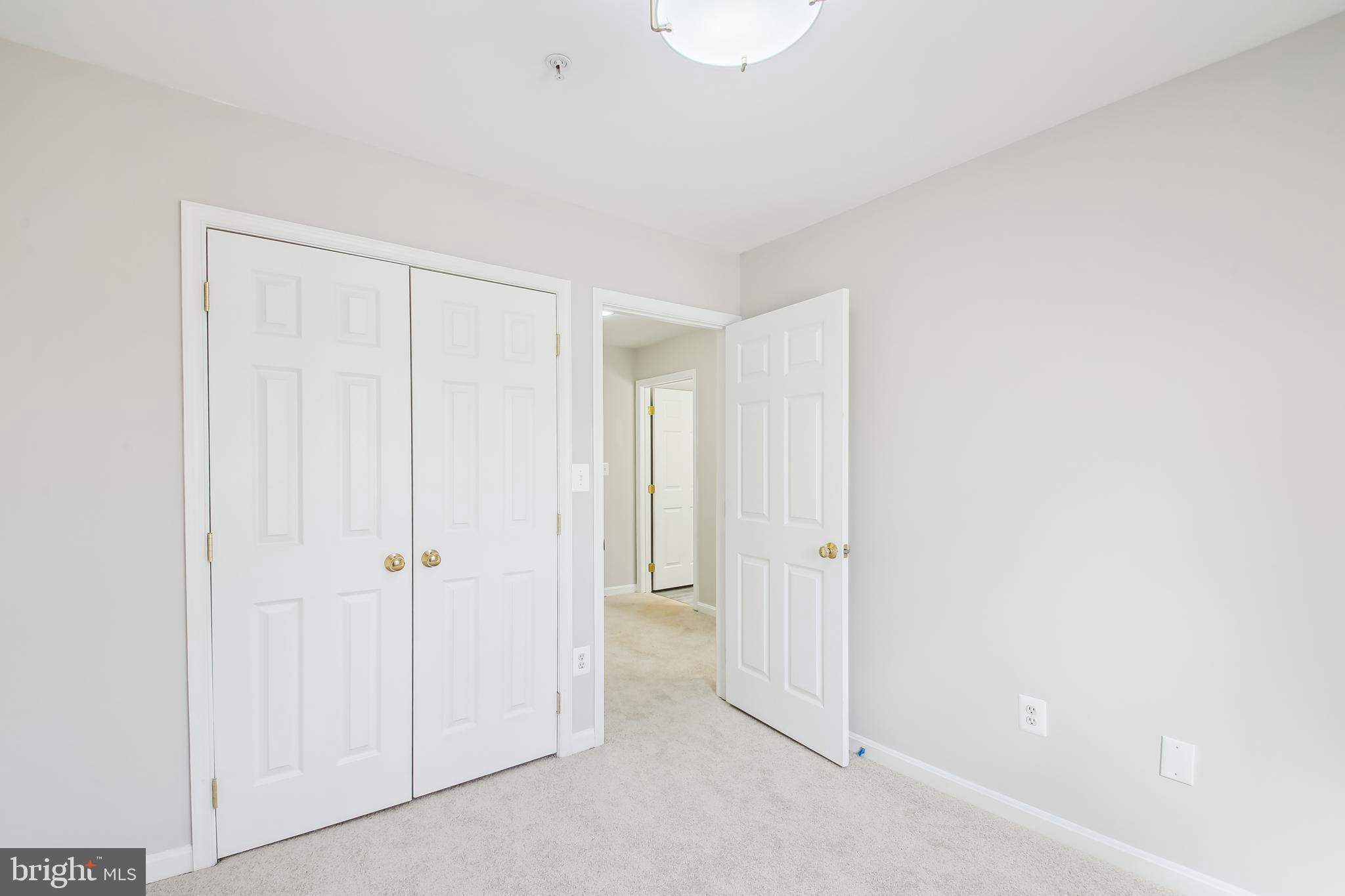 HERITAGE CROSSING - Residential