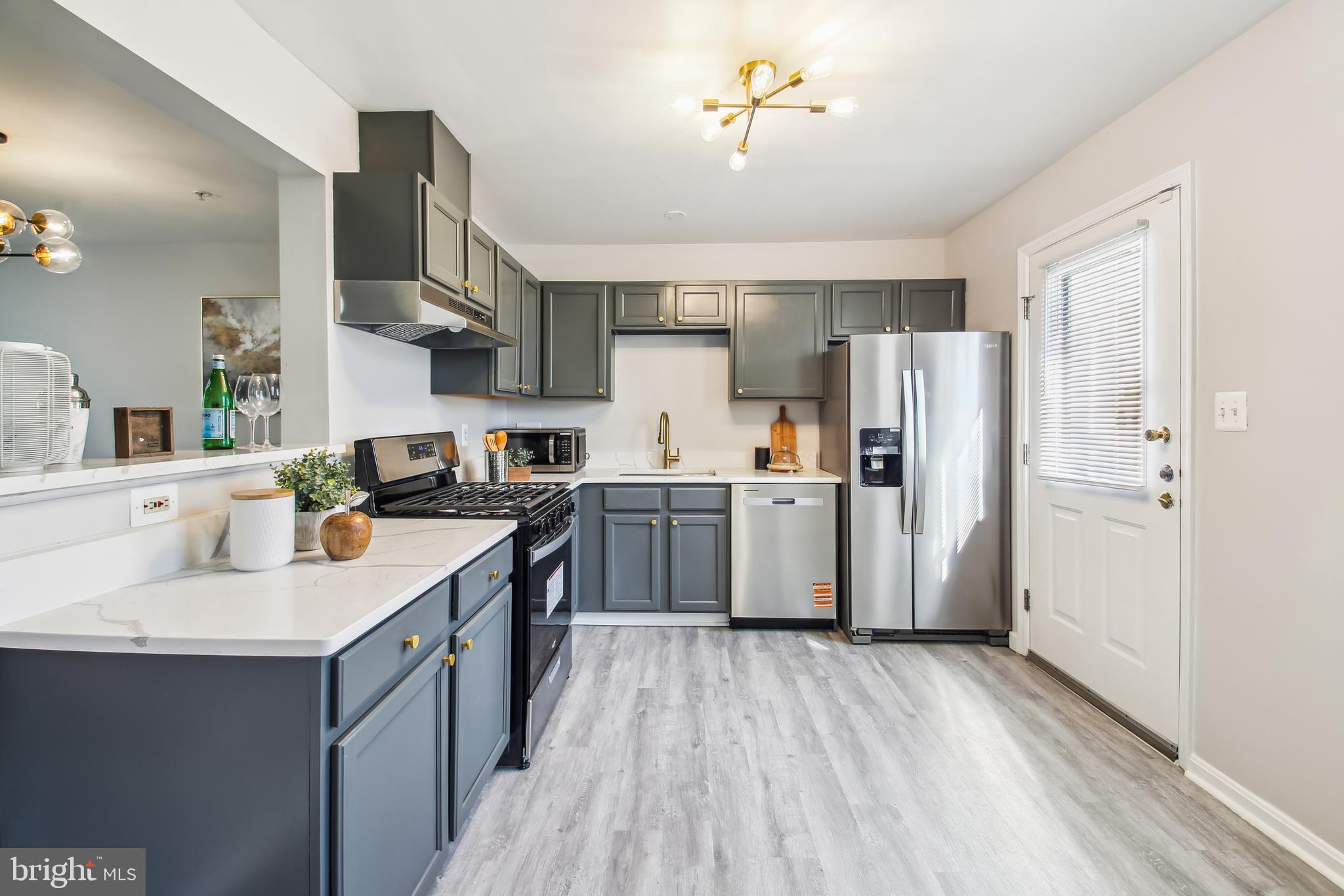 HERITAGE CROSSING - Residential