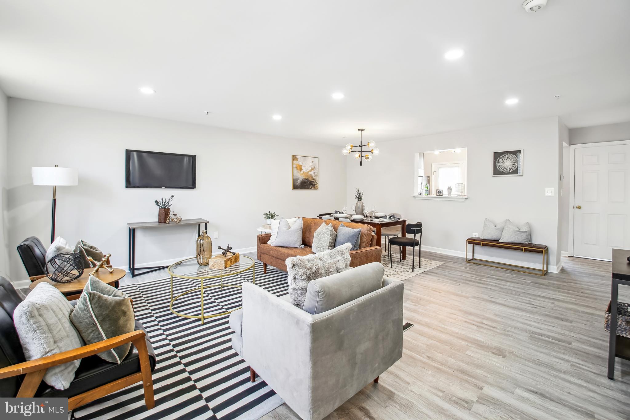 HERITAGE CROSSING - Residential