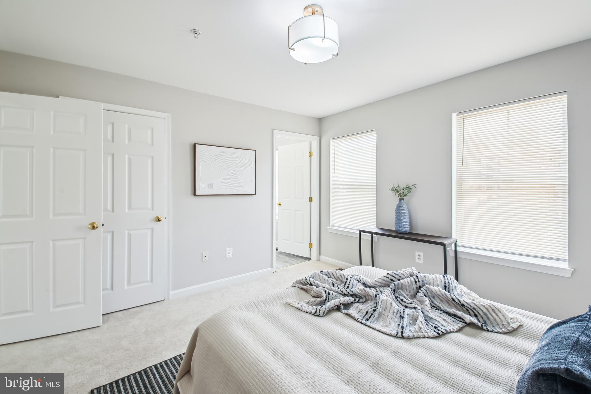 HERITAGE CROSSING - Residential