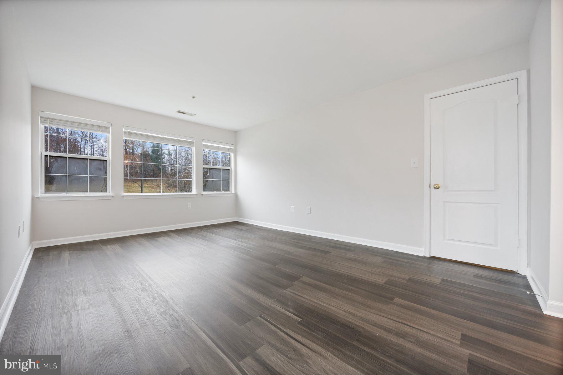 MONTGOMERY RUN - Residential