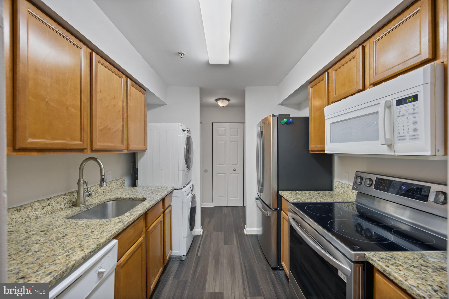 MONTGOMERY RUN - Residential