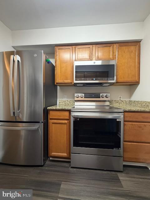 MONTGOMERY RUN - Residential