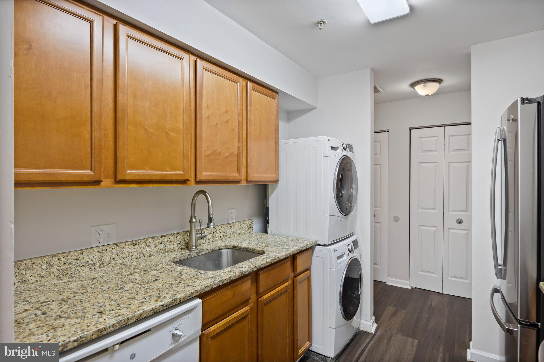 MONTGOMERY RUN - Residential