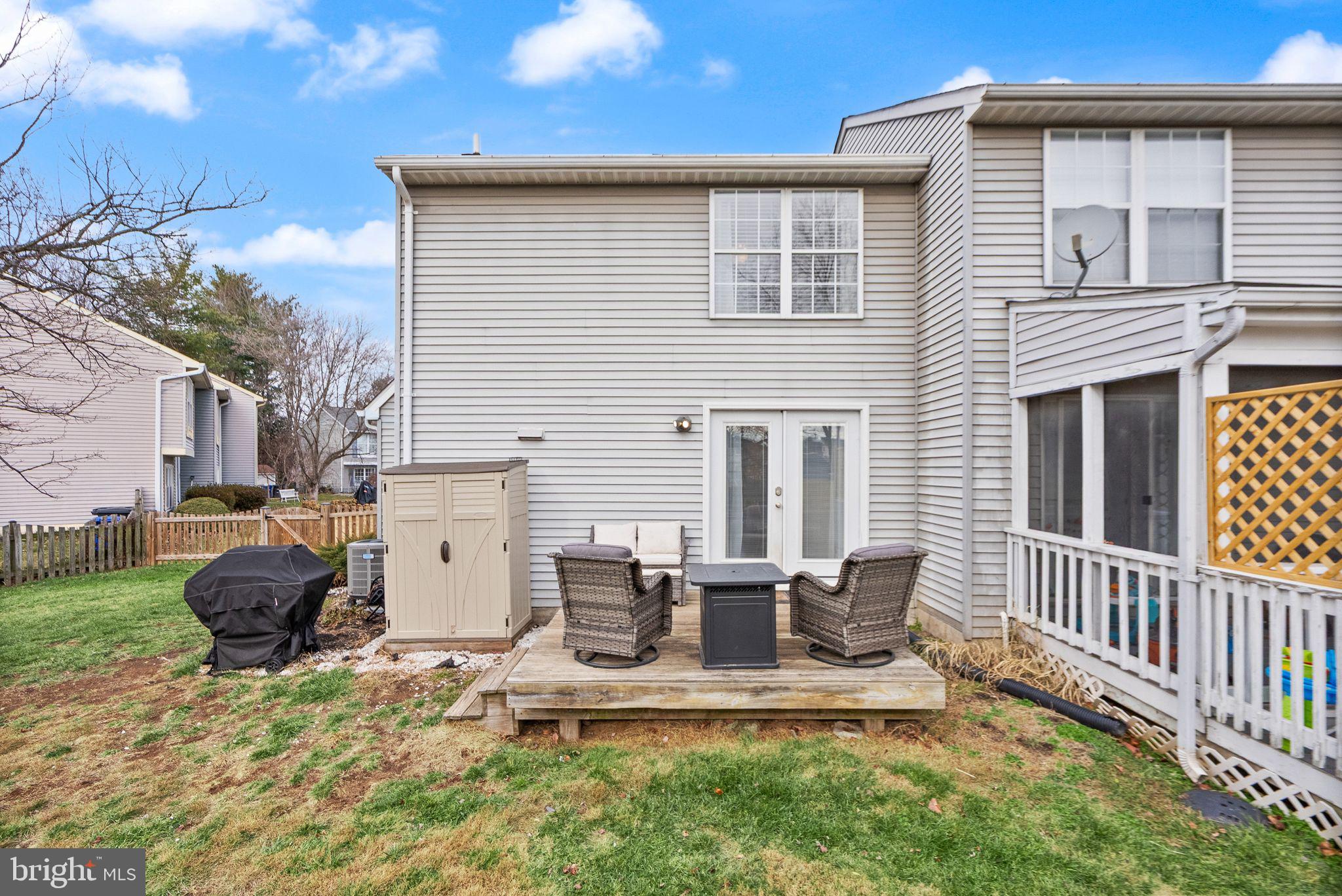 EXETER - Residential