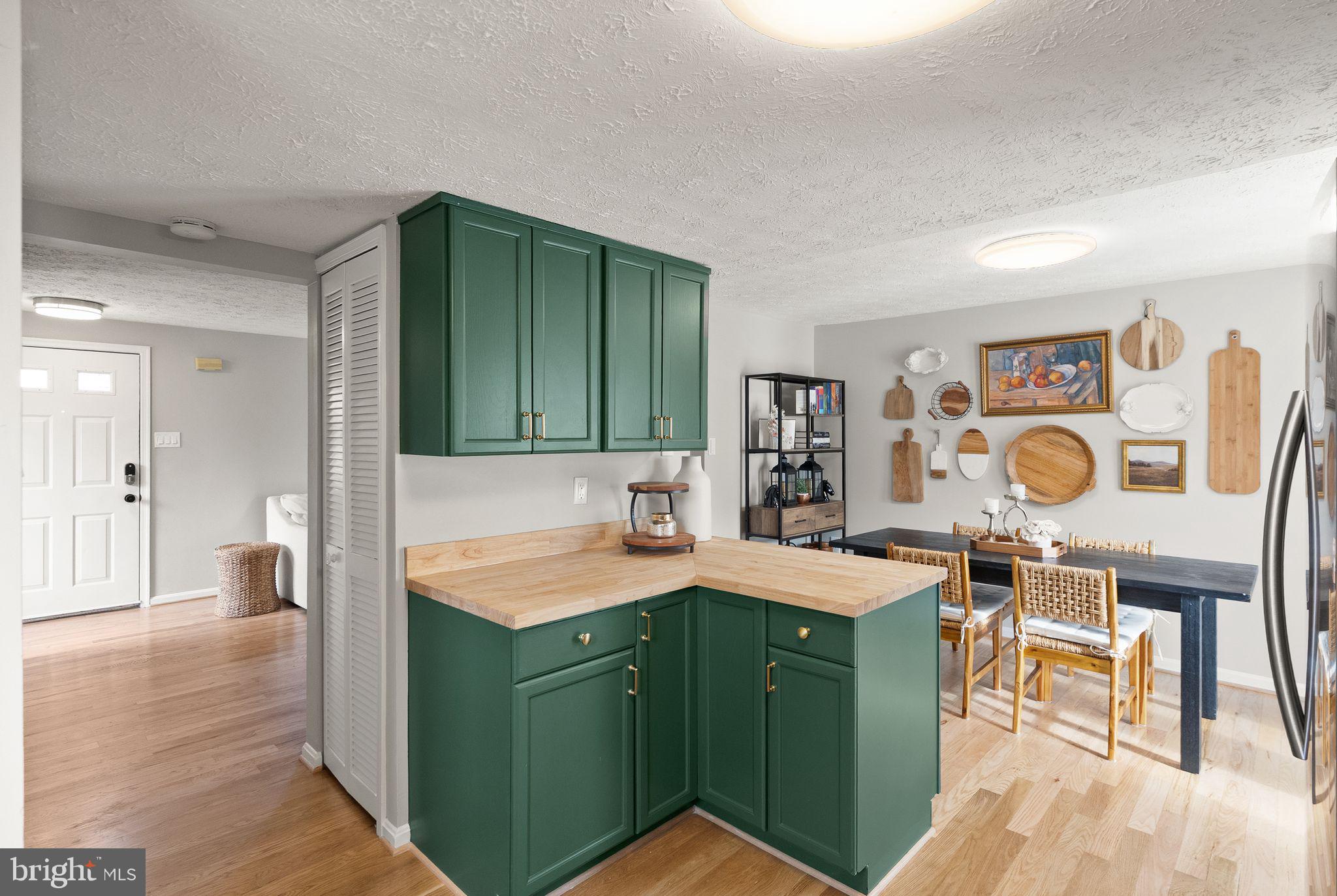 EXETER - Residential