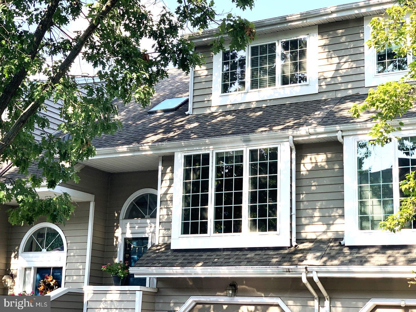 11 CABOT DRIVE