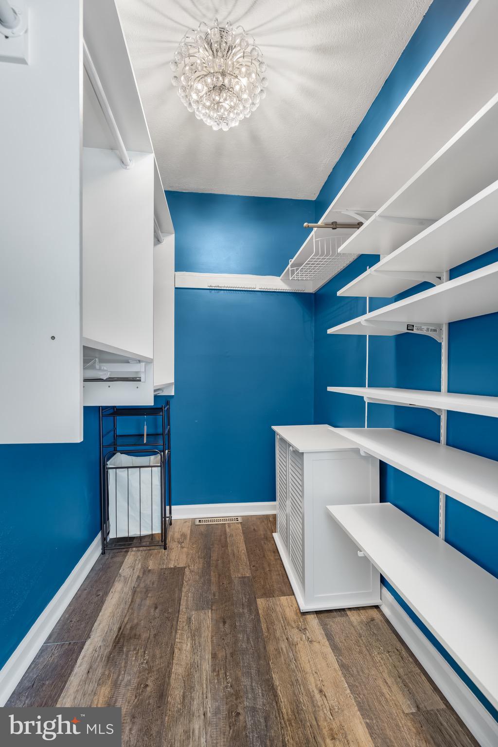 LAKE OF THE WOODS - Residential