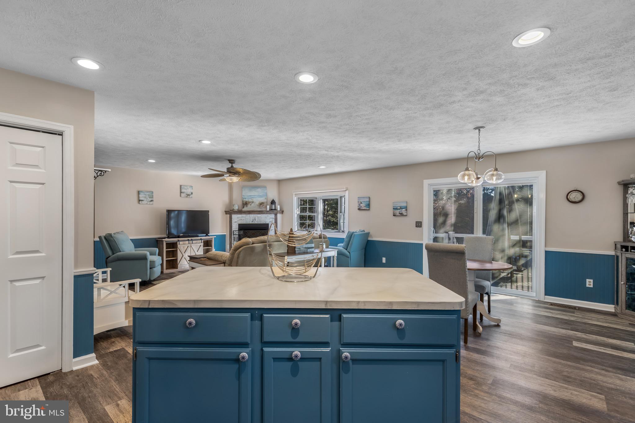 LAKE OF THE WOODS - Residential